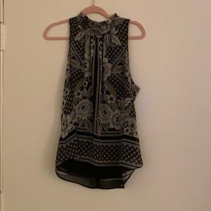 Sleeveless blouse